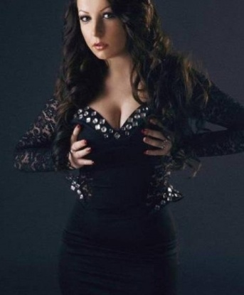 Я опытная и всегда готова помочь тебе расслабиться и насытить свои сексуальные желания. У меня широкий спектр услуг, от классического секса до ролевых игр и экспериментов. Помогу тебе расслабиться после тяжелого дня и исполню твои самые сокровенные фантазии. Мои клиенты всегда остаются довольными, не веришь? Посмотри фото в профиле и оцени сам! 📸 Жду именно тебя для приятного времяпрепровождения. 14293, 24 года